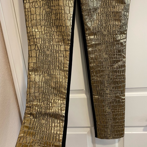 Diane Von Furstenberg Gold Embossed / Black Mary Metallic Pants Size 4 NWT - Picture 5 of 16